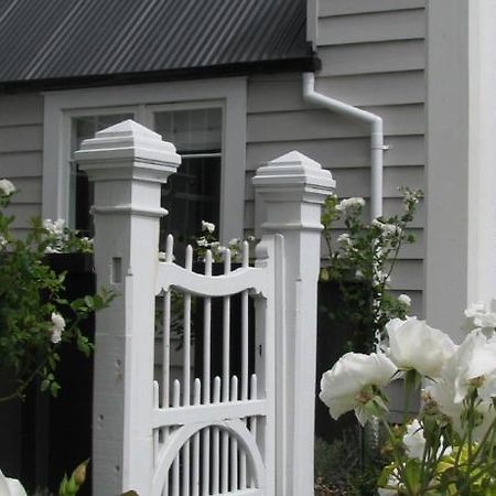Historic Colenso Cottage Нейпиър Стая снимка